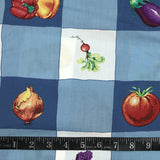 POLYESTER DÉCO ET NAPPE CARREAUX ET FRUITS FOND BLEU